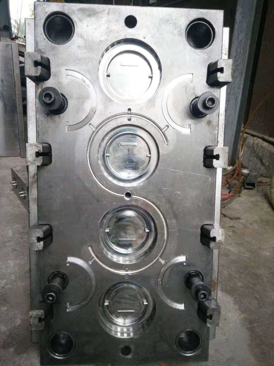 瓶胚模具